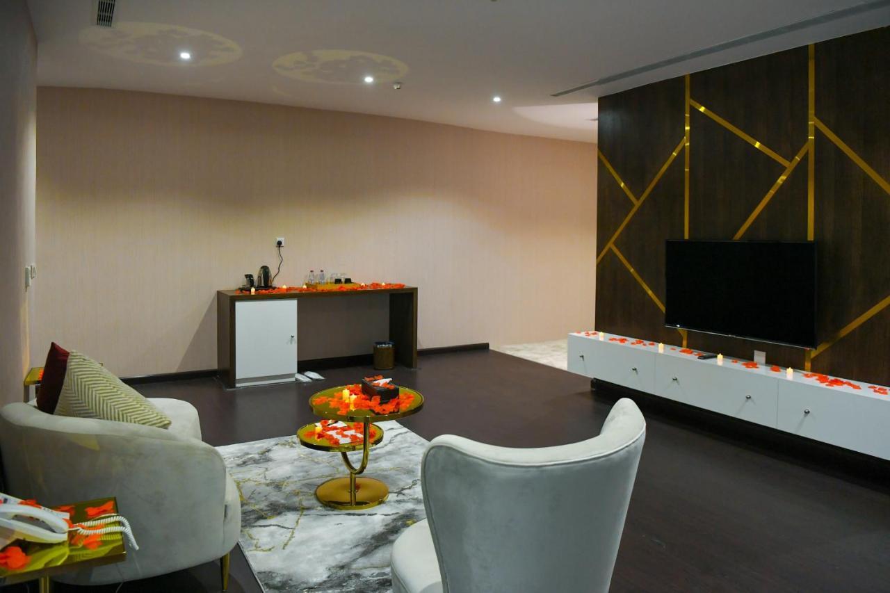 Motiara Hotel - La Valle Mall Эр-Рияд Экстерьер фото