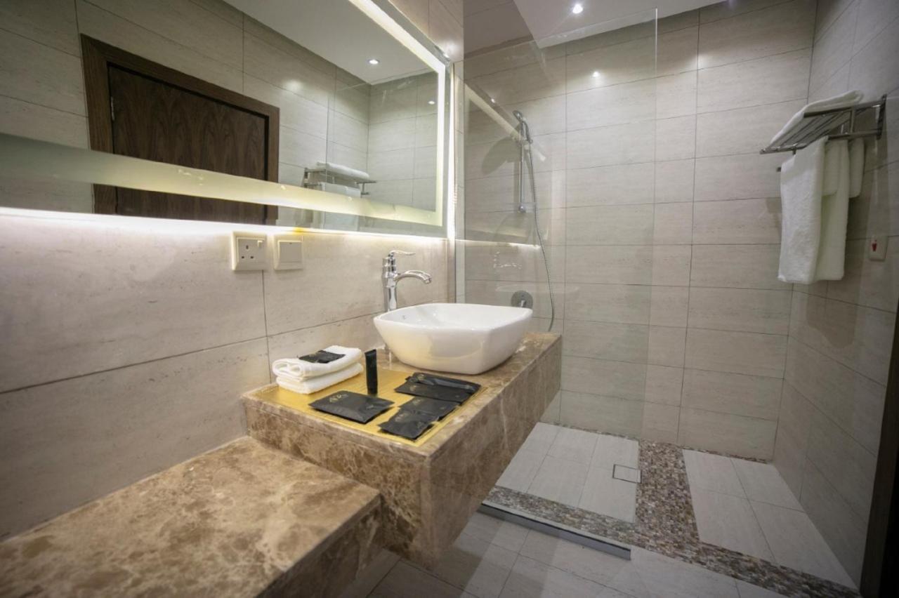 Motiara Hotel - La Valle Mall Эр-Рияд Экстерьер фото