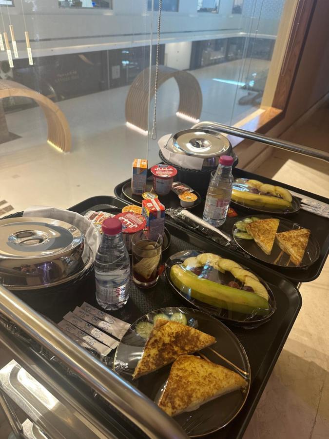Motiara Hotel - La Valle Mall Эр-Рияд Экстерьер фото