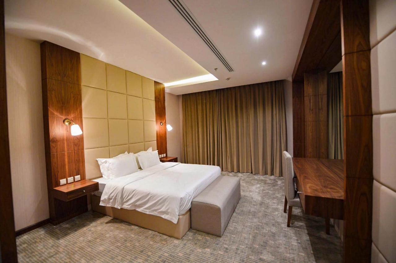 Motiara Hotel - La Valle Mall Эр-Рияд Экстерьер фото